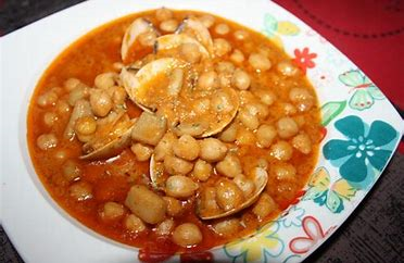 Garbanzos con almejas